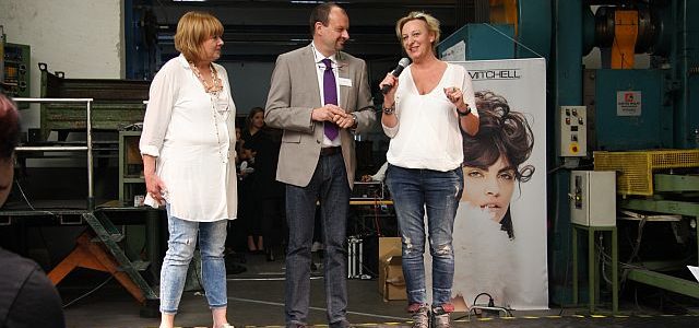 Friseur-Innungen zeigen Frisurentrends Friseur-Innungen zeigen Frisurentrends