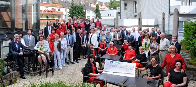 Handwerk erhält Spende von der Credit- und Volksbank